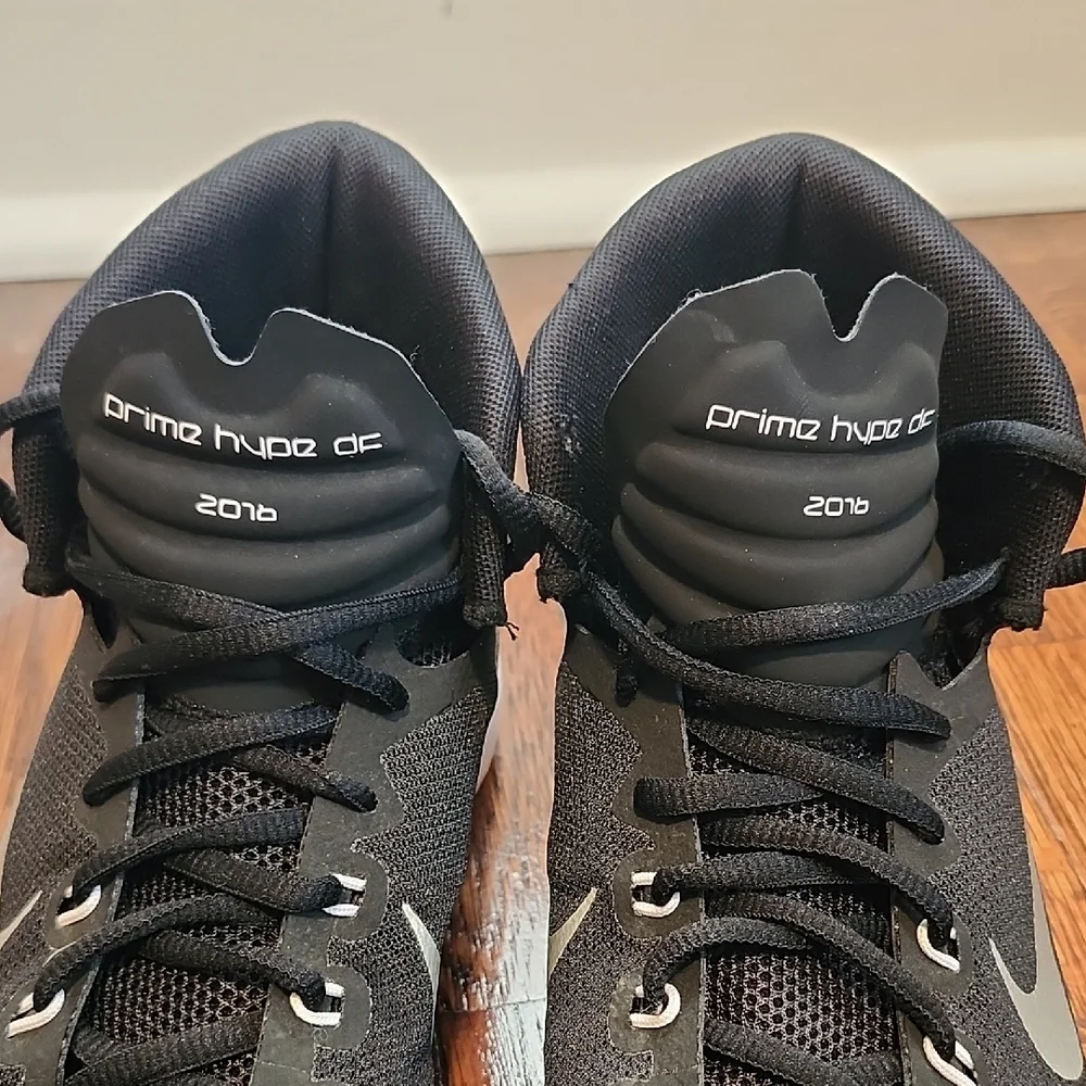 Nike Prime Hype 2016 Black and White Basketball Sneakers